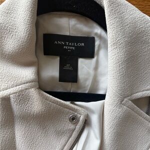 Ann Taylor Petite Off-White Textured Jacket